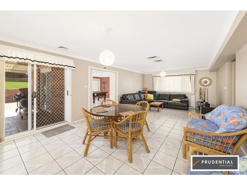 17 Mount Sugarloaf Drive, Glen Alpine NSW 2560