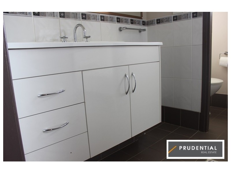 15 Hurricane Drive, Raby NSW 2566