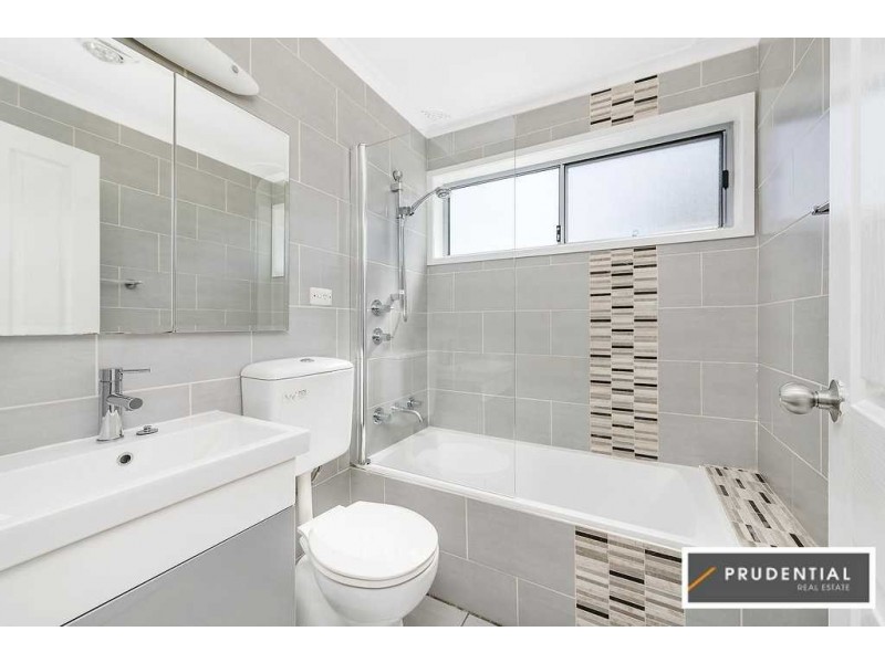 10 Green Lane, Bradbury NSW 2560