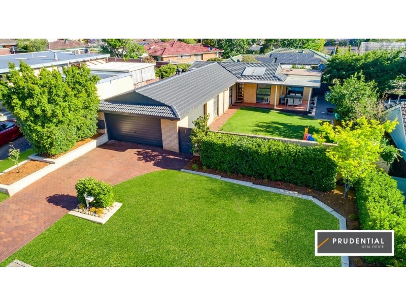 3 Kooloona Crescent, Bradbury NSW 2560