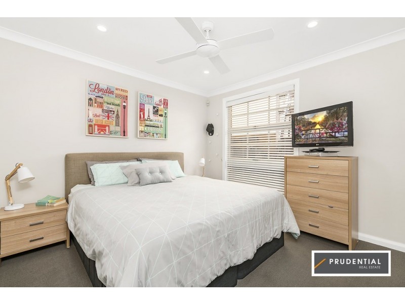 3 Kooloona Crescent, Bradbury NSW 2560