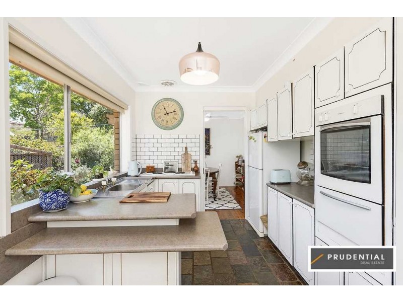 43 Macleay Street, Bradbury NSW 2560