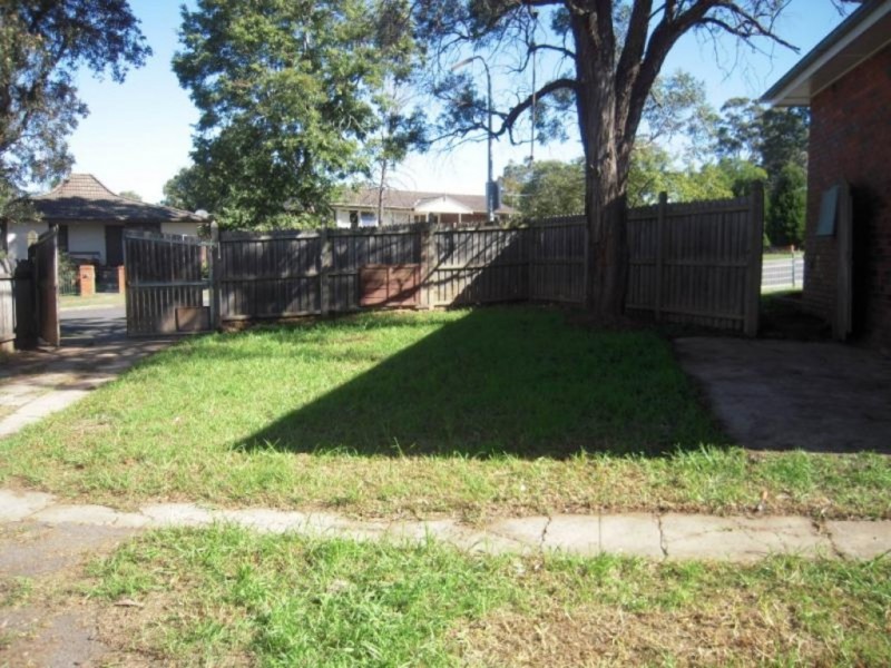 1 Creigan Road, Bradbury NSW 2560