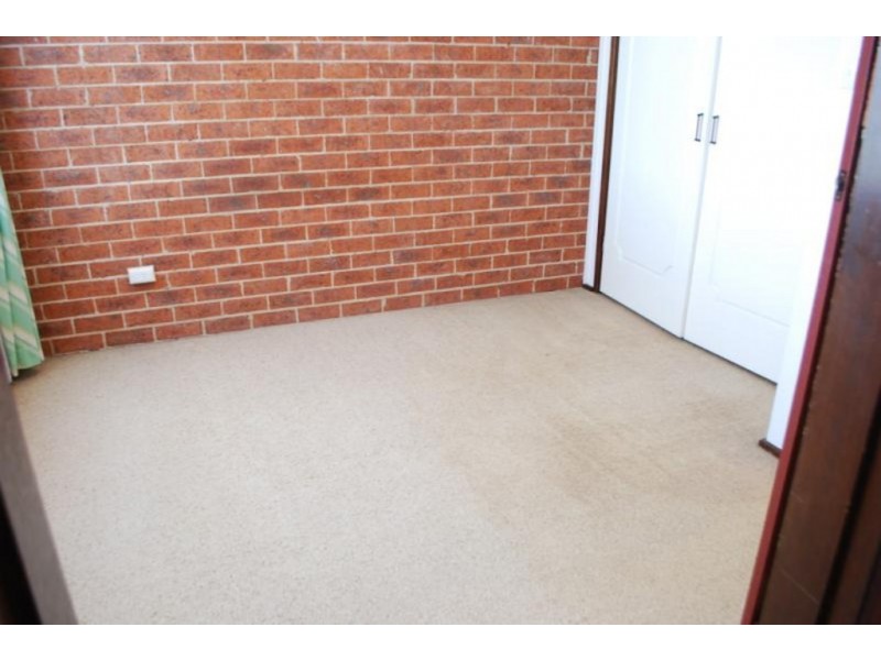 6/14 Chester Rd, Ingleburn NSW 2565