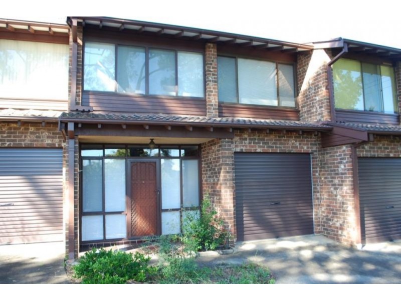 6/14 Chester Rd, Ingleburn NSW 2565