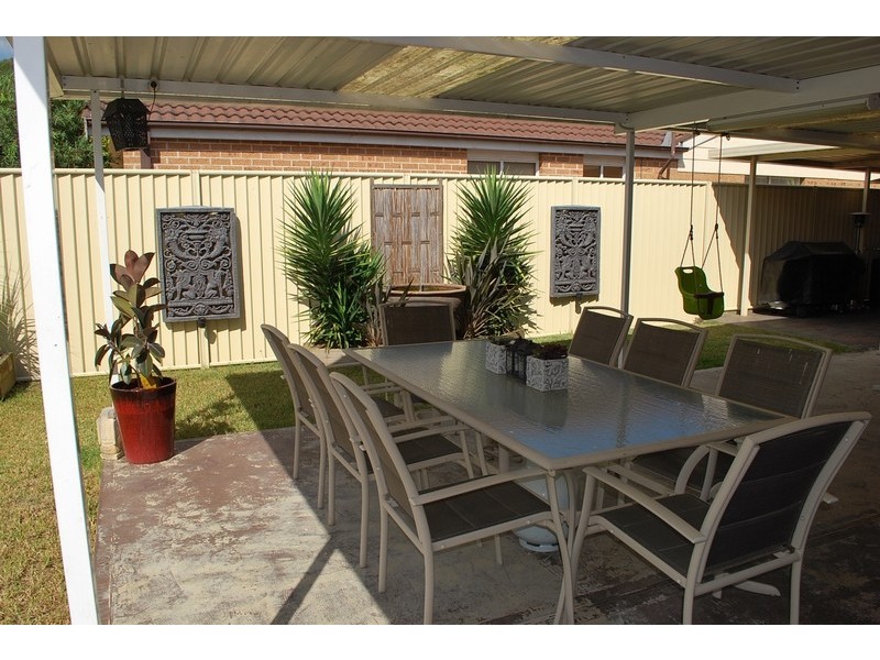 33 Thunderbolt Drive, Raby NSW 2566