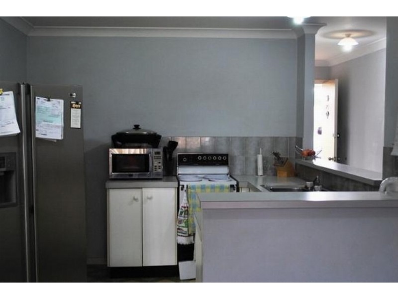 16 Montrose Place, St Andrews NSW 2566
