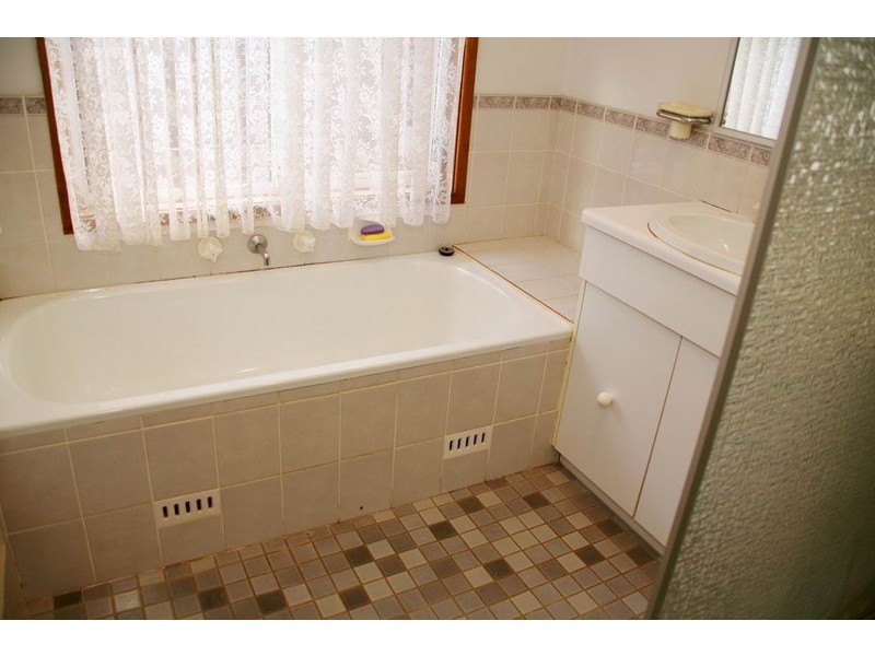 Eagle Vale NSW 2558