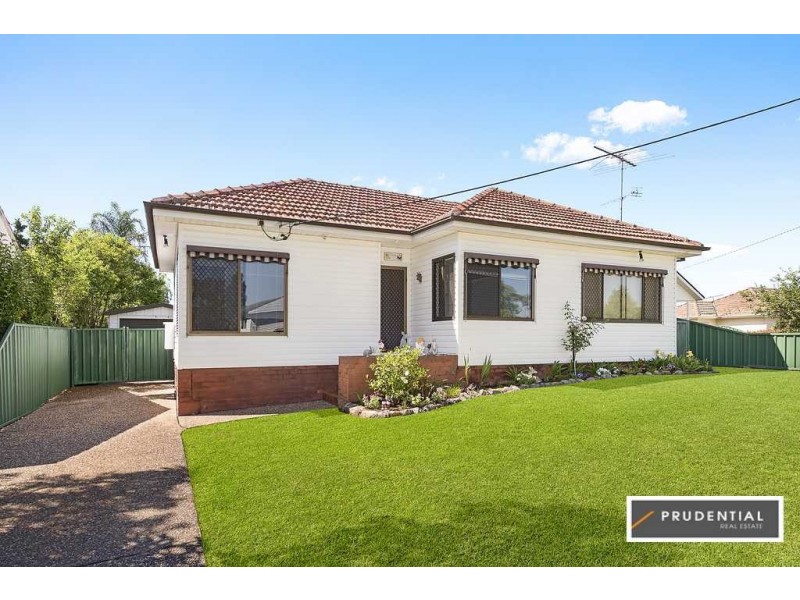 14 Hilltop Crescent, Campbelltown NSW 2560