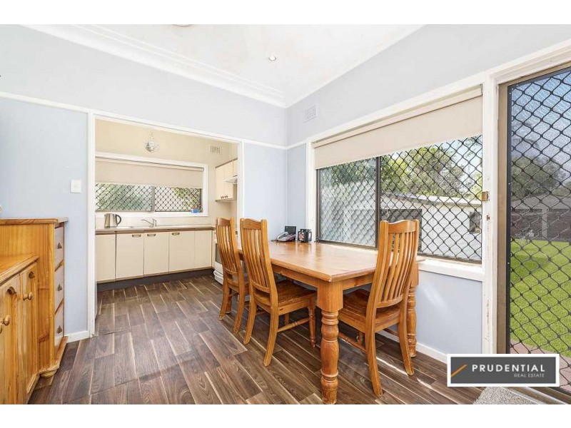 14 Hilltop Crescent, Campbelltown NSW 2560
