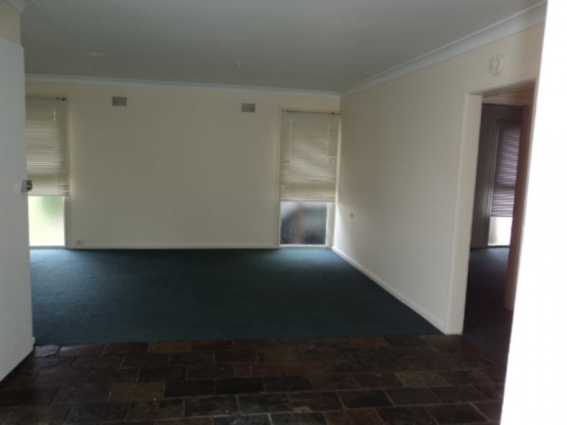 39 Phillip Street, Campbelltown NSW 2560