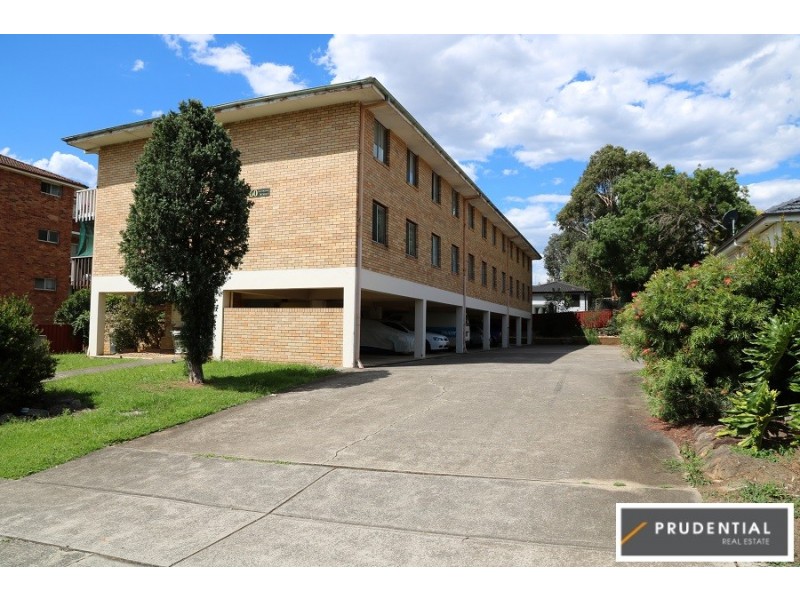 5/60 Lithgow Street, Campbelltown NSW 2560