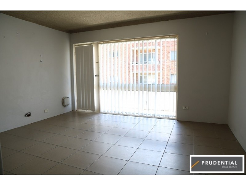 5/60 Lithgow Street, Campbelltown NSW 2560