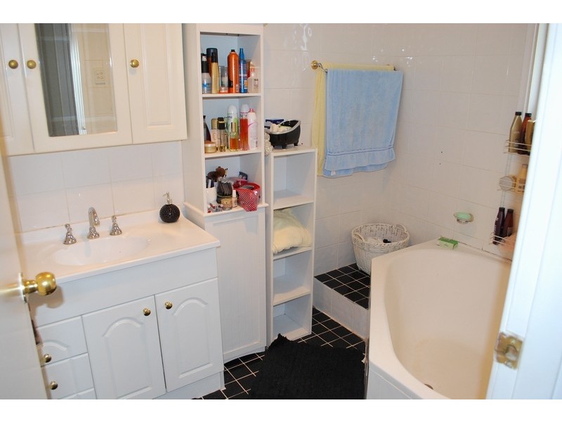 127 Macquarie Avenue, Campbelltown NSW 2560