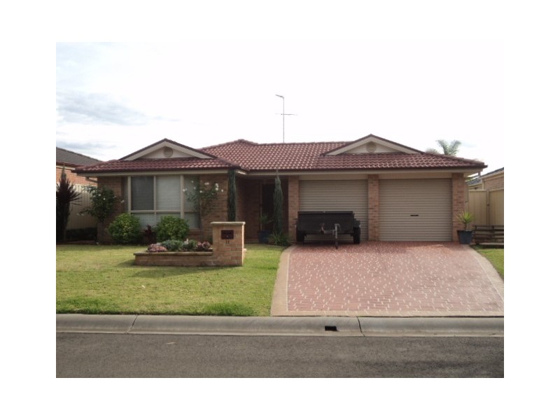 11 Parson Place, Harrington Park NSW 2567