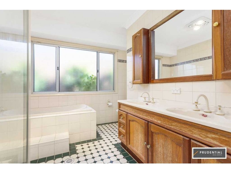 3 Siddeley Place, Raby NSW 2566