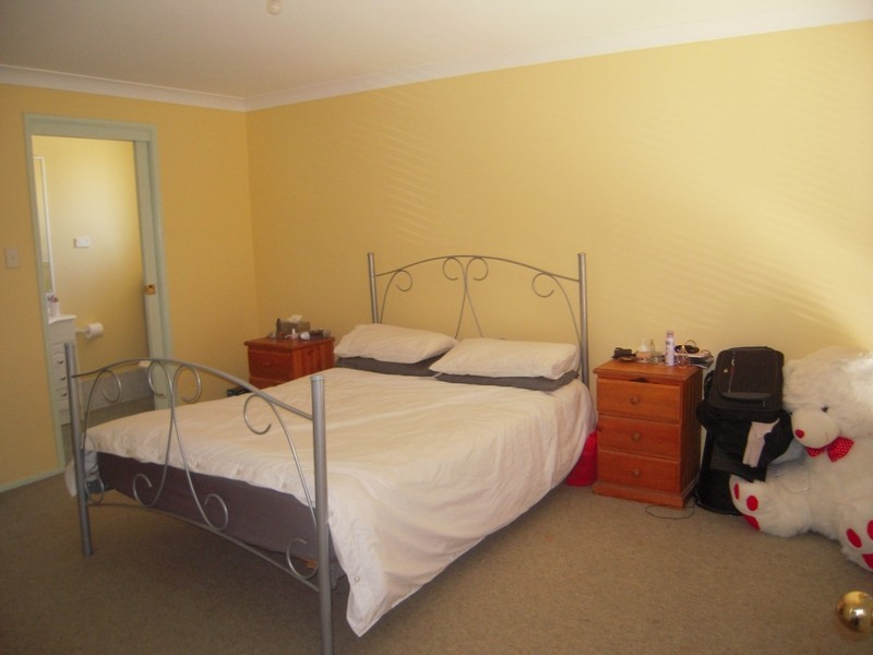 23B Throsby Way, Ambarvale NSW 2560