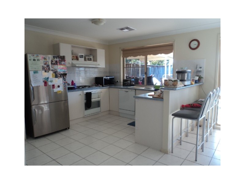 5 Ore Place, Eagle Vale NSW 2558