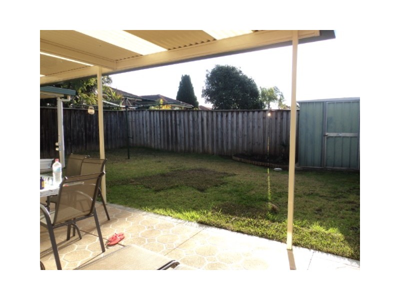 5 Ore Place, Eagle Vale NSW 2558