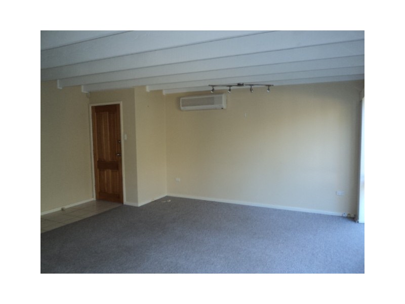 30 College Street, Campbelltown NSW 2560