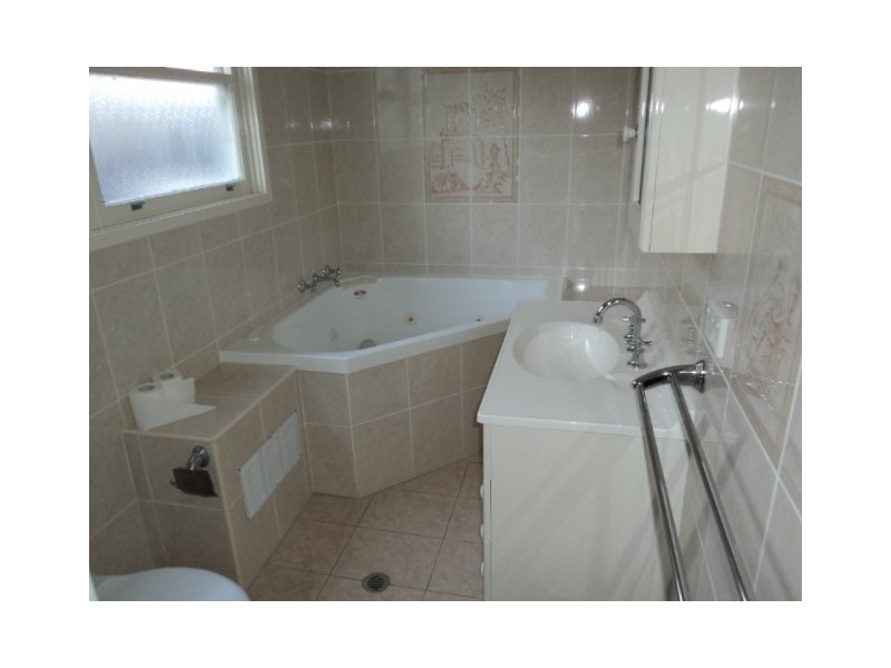 30 College Street, Campbelltown NSW 2560
