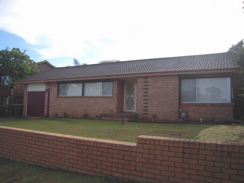 105 The Parkway, Bradbury NSW 2560