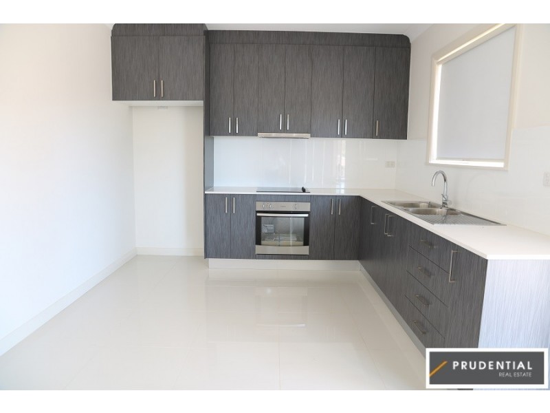 18a Bradbury Avenue, Campbelltown NSW 2560