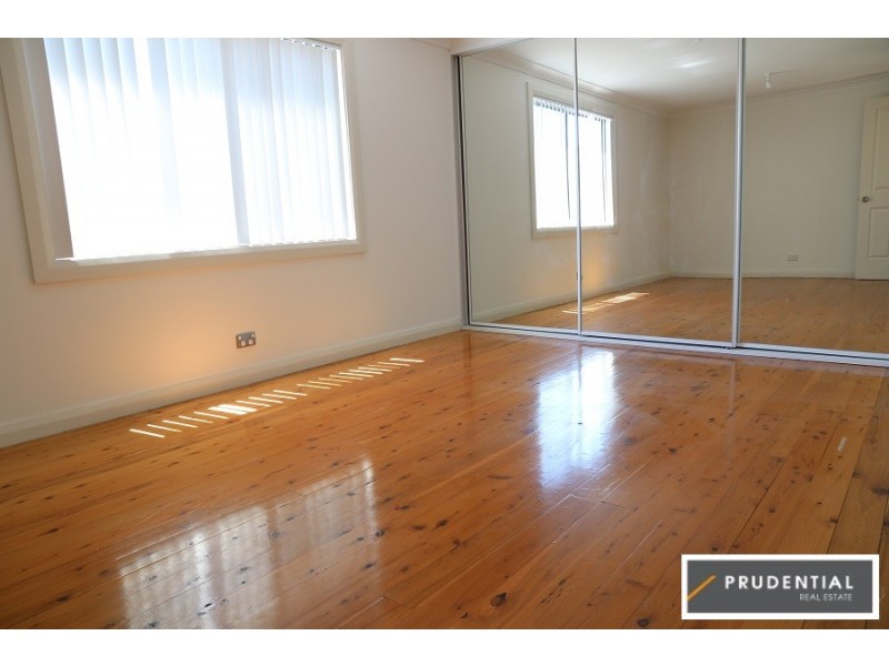 18 Bradbury Avenue, Campbelltown NSW 2560