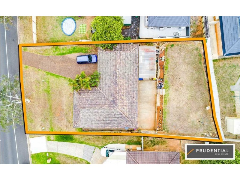 20 Crispsparkle Drive, Ambarvale NSW 2560