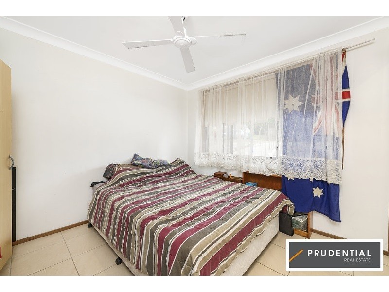 19 Lillyvicks Crescent, Ambarvale NSW 2560