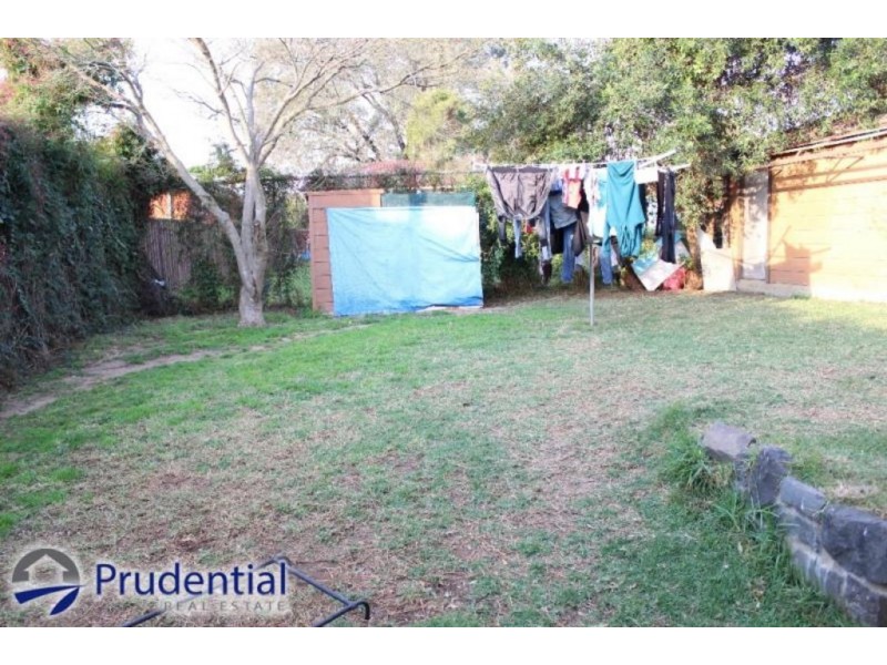 6 Sedgwick Street, Leumeah NSW 2560