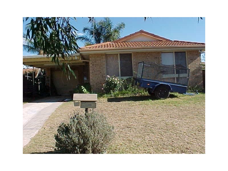 63 Carbasse Crescent, St Helens Park NSW 2560