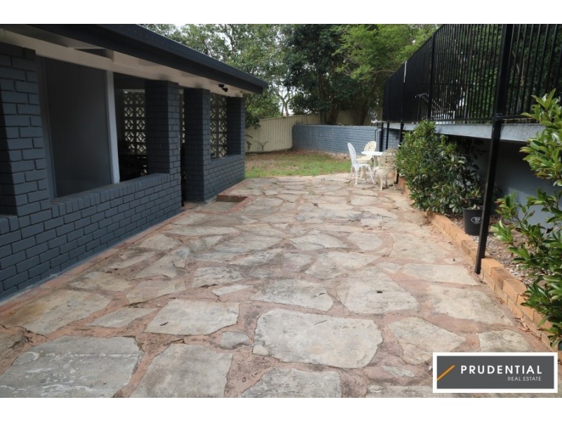 4 Sheather Place, Campbelltown NSW 2560