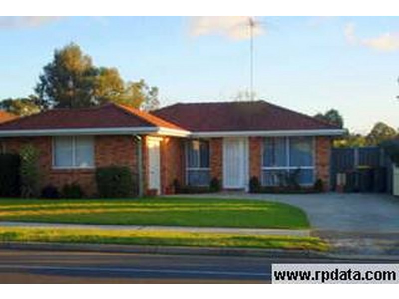 306 Welling Drive, Mount Annan NSW 2567