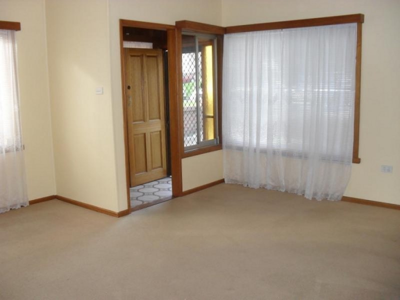 23 Bocking Street, Bradbury NSW 2560