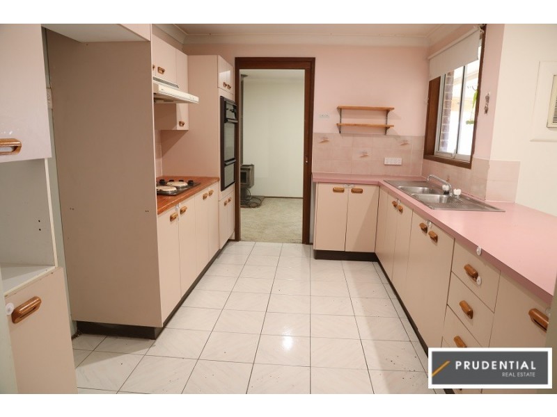 7 Viscount Close, Raby NSW 2566