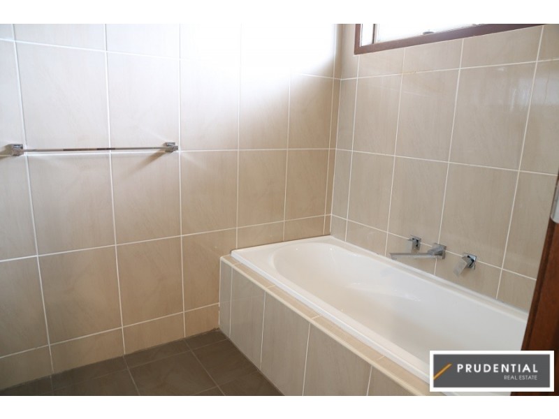 7 Viscount Close, Raby NSW 2566