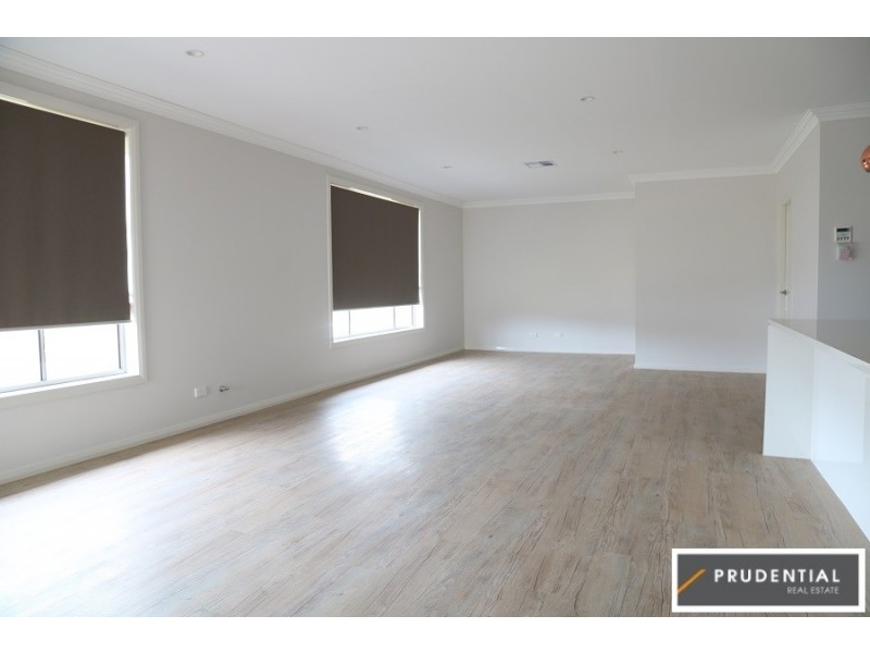 22 Williamson Street, Oran Park NSW 2570