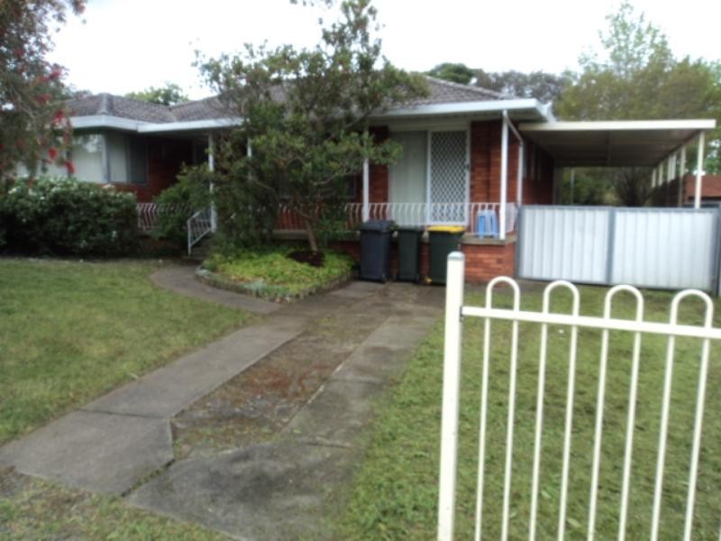 208 Broughton Street, Campbelltown NSW 2560