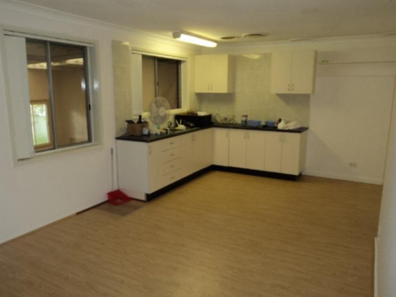 208 Broughton Street, Campbelltown NSW 2560