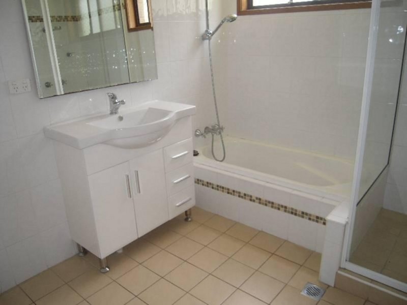 19 Lillyvicks Crescent, Ambarvale NSW 2560