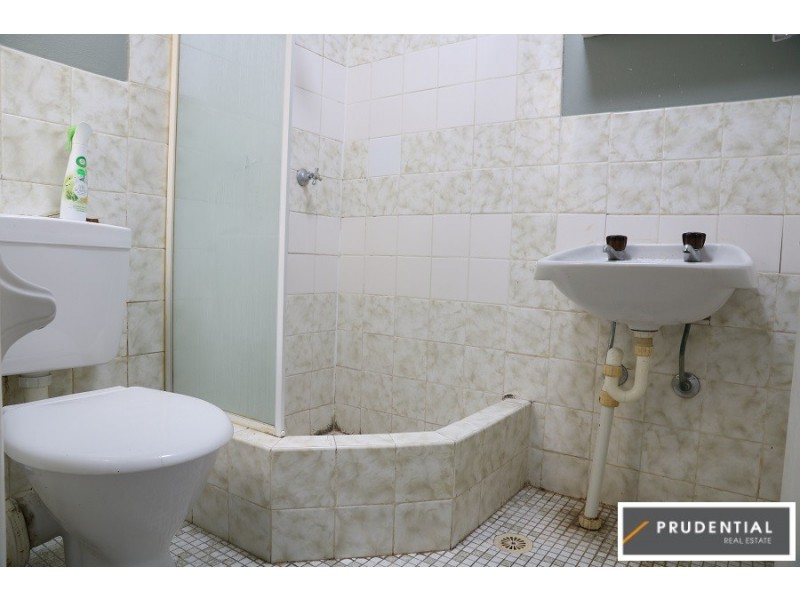 12/60 Lithgow Street, Campbelltown NSW 2560