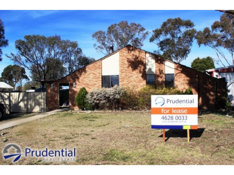 60 Anthony Drive, Rosemeadow NSW 2560