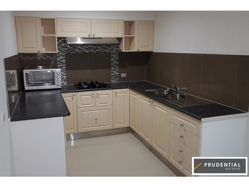 15a Crispsparkle Drive, Ambarvale NSW 2560