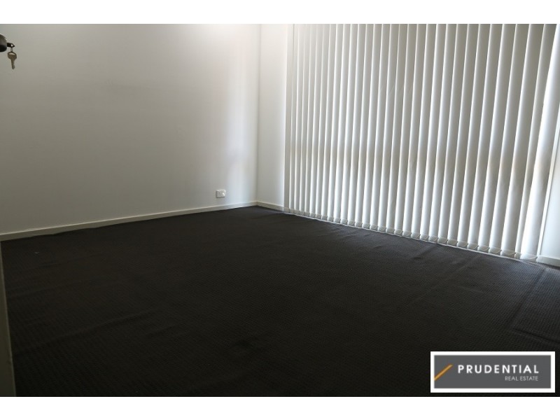 15a Crispsparkle Drive, Ambarvale NSW 2560