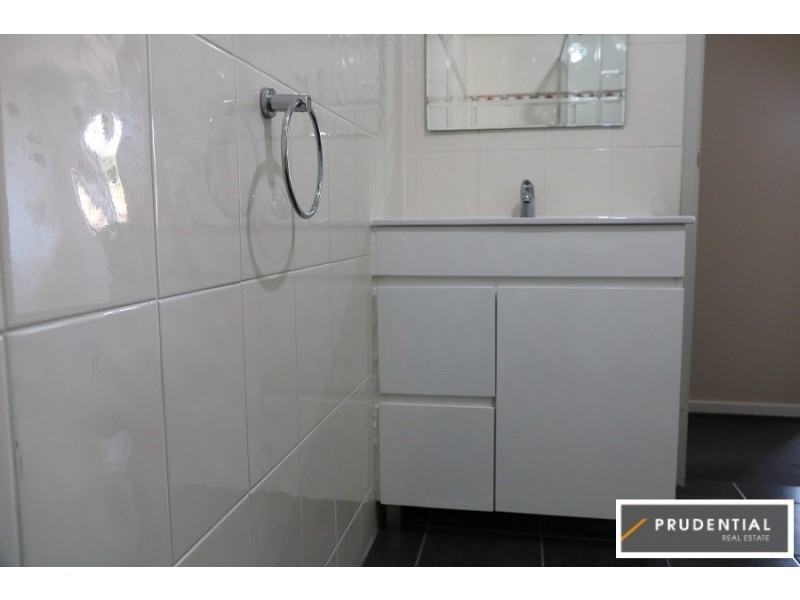 15a Crispsparkle Drive, Ambarvale NSW 2560