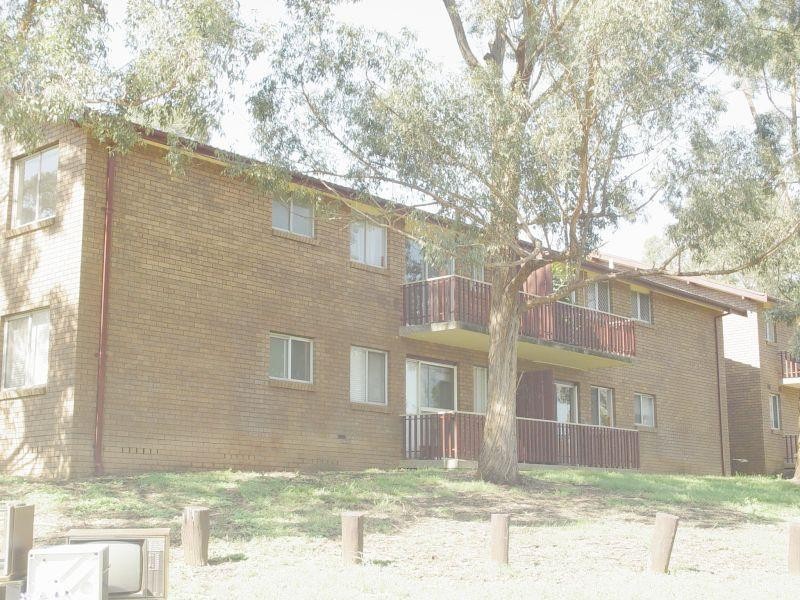 25/3 Lavinia Place, Ambarvale NSW 2560