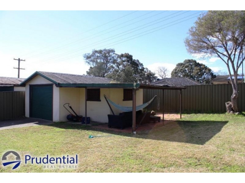 22 Kingsclare Road, Leumeah NSW 2560