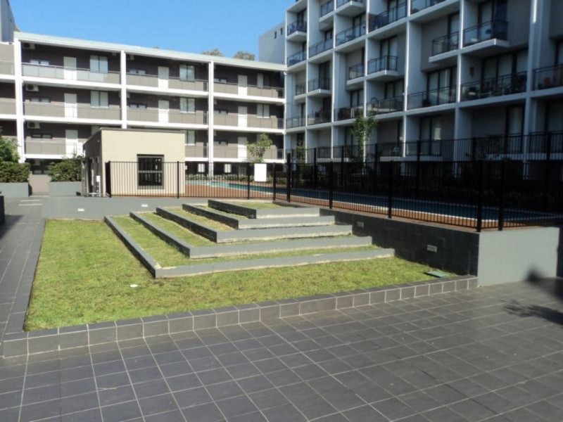 33F/541 Pembroke Road, Leumeah NSW 2560