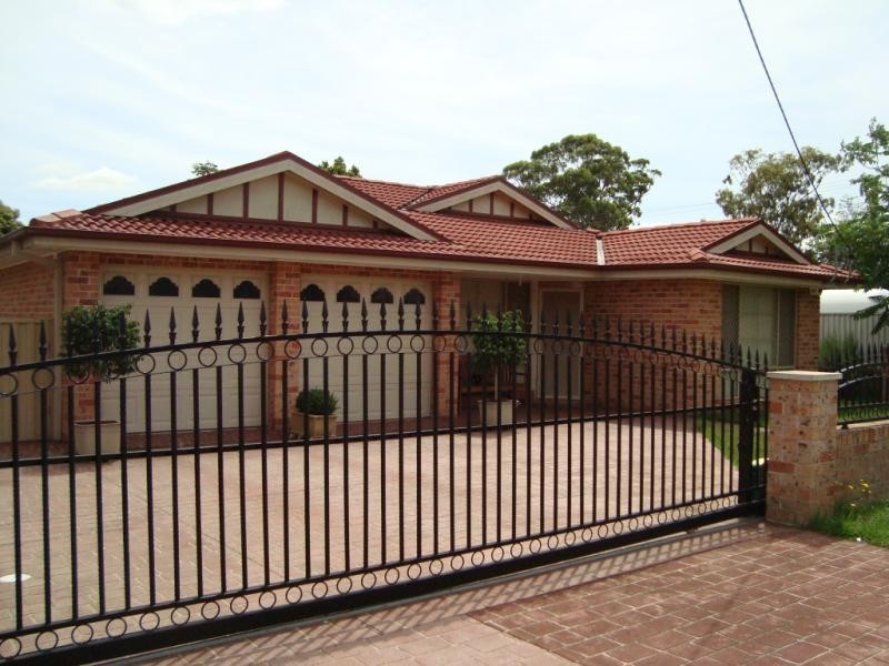 22 Durham St, Minto NSW 2566